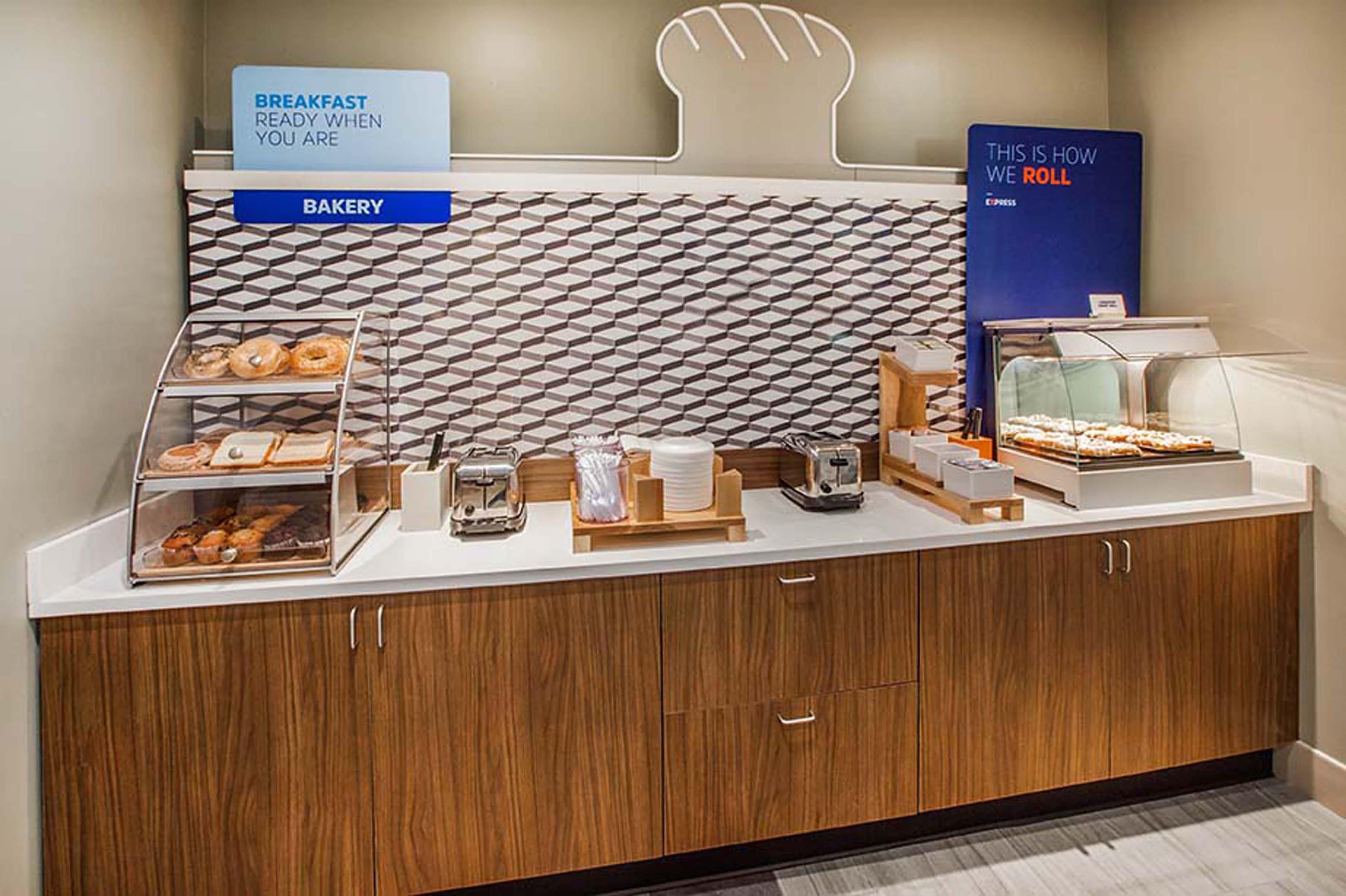 Holiday Inn Express & Suites - Williston By Ihg Extérieur photo