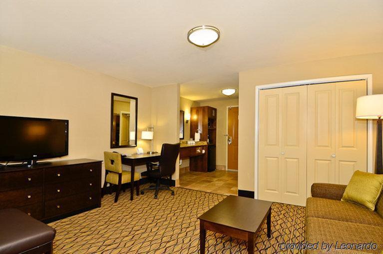 Holiday Inn Express & Suites - Williston By Ihg Chambre photo